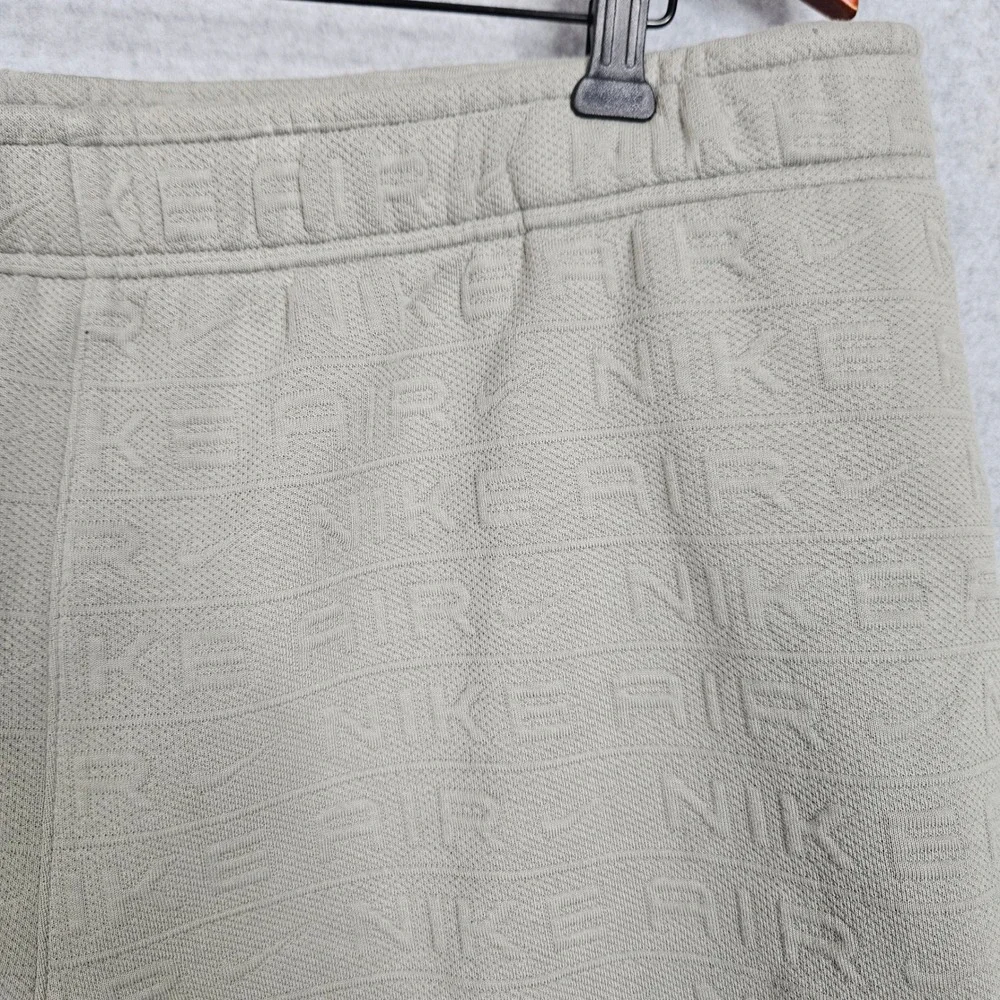Nike Sportswear Air Lifestyle 'Dark Stucco' Shorts‎ Men Size 2XL FN2159-053 New